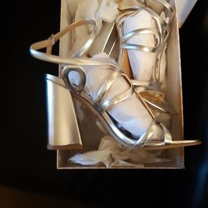 Badgley Mischka Jewel Shari sandals